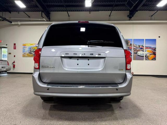 2018 dodge grand caravan se