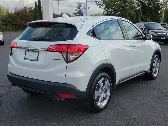 2022 honda hr-v lx