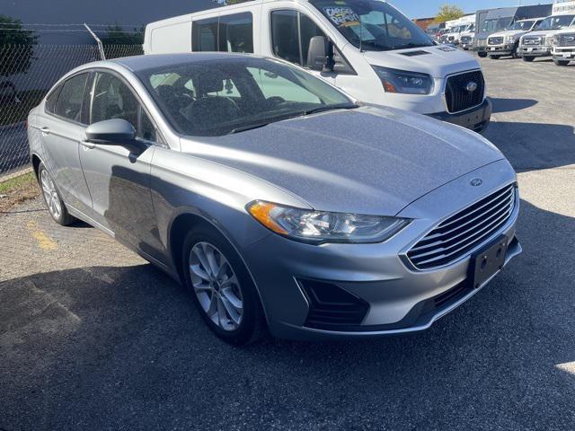2020 ford fusion hybrid se