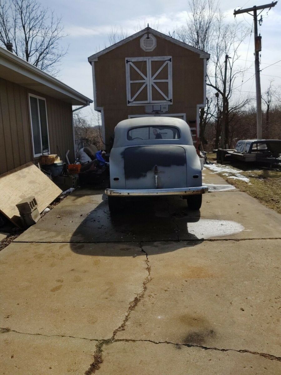 1942 chevy 2 door sedan, project car