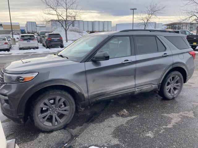 2022 ford explorer xlt