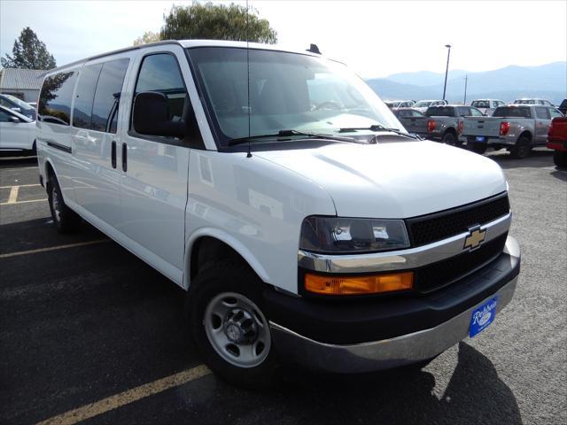 2018 chevrolet express 3500 lt