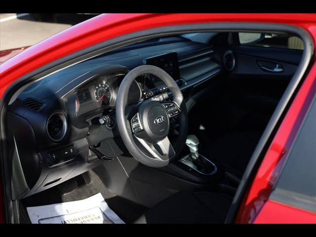 2021 kia forte lxs