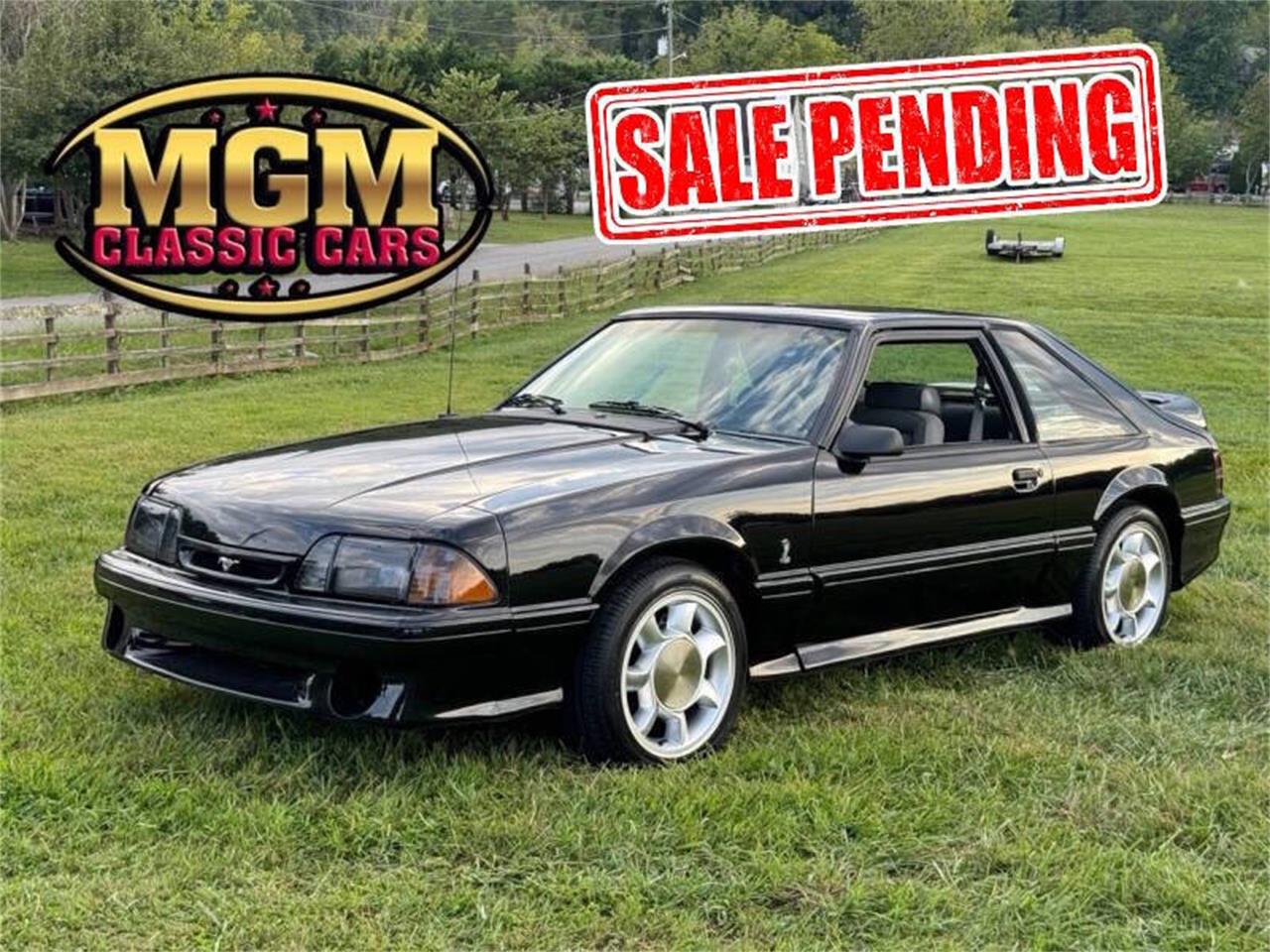 1990 ford mustang