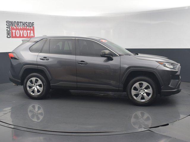 2022 toyota rav4 le