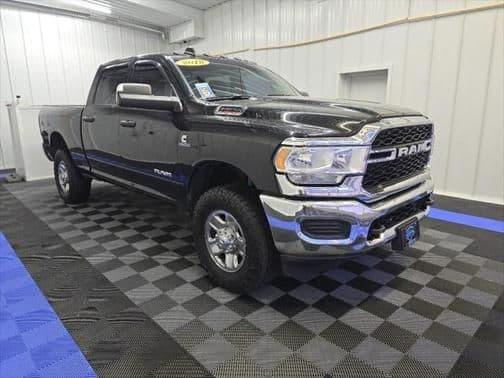 2022 ram 2500 tradesman crew cab 4x4 6'4' box in syracuse, new york