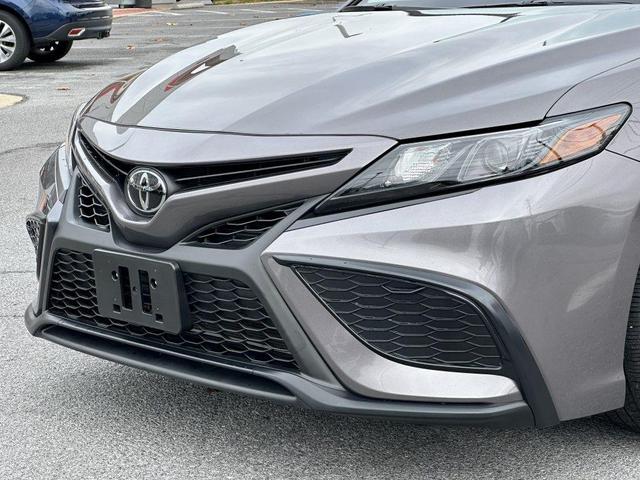 2024 toyota camry se