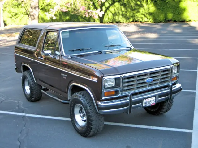 1982 ford bronco xlt lariat, 351 windsor, edelbrock, lifted, 4x4, no reserve