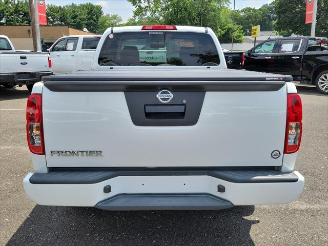 2021 nissan frontier s