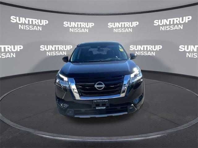 2023 nissan pathfinder platinum 4wd