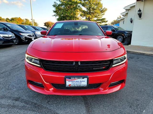 2015 dodge charger sxt