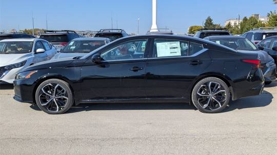 2025 Nissan Altima