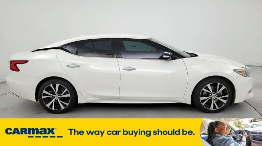 2017 Nissan Maxima