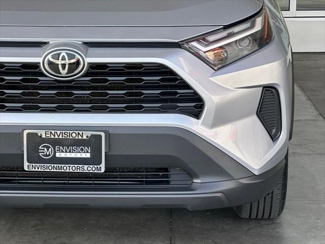 2022 toyota rav4 xle