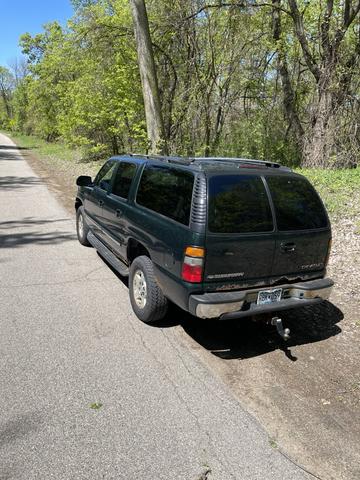 2004 chevrolet suburban 1500 lt