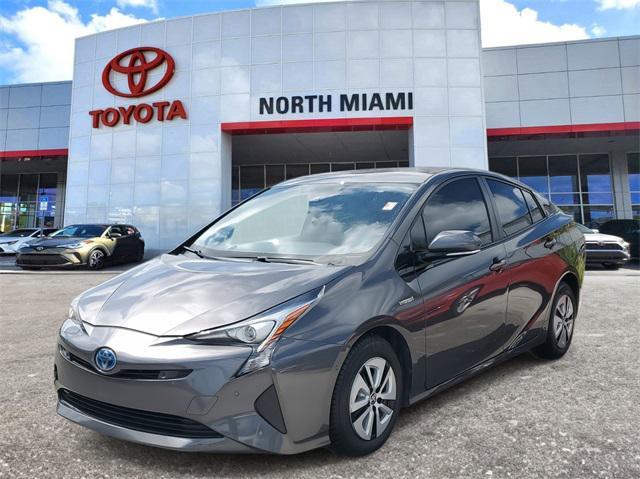 2018 toyota prius three