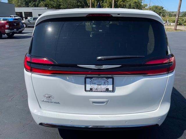 2024 chrysler pacifica touring-l
