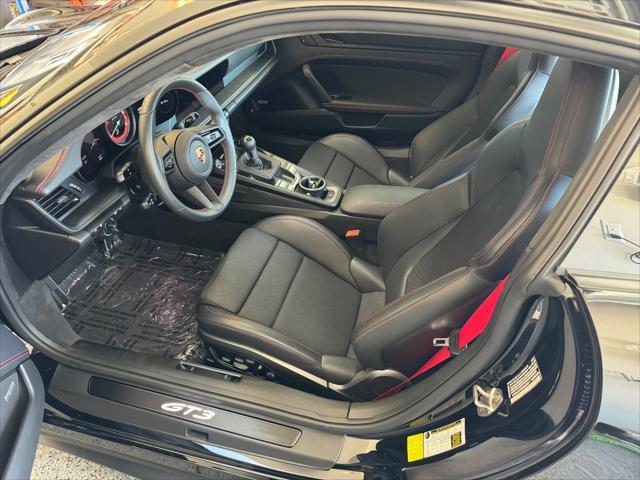 2022 porsche 911 gt3 w/touring package