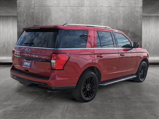2022 ford expedition xlt