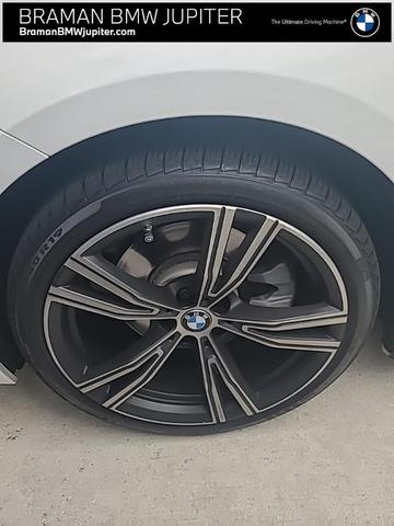 2022 bmw 330 i