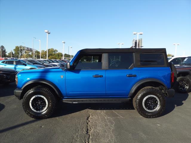 2022 ford bronco base