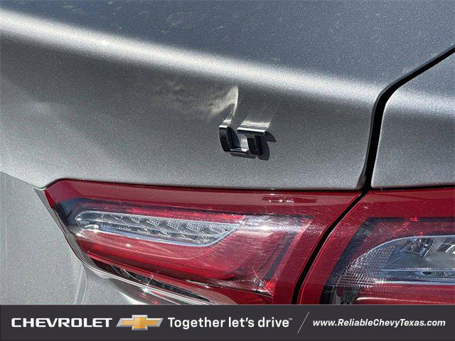 2022 chevrolet malibu fwd lt
