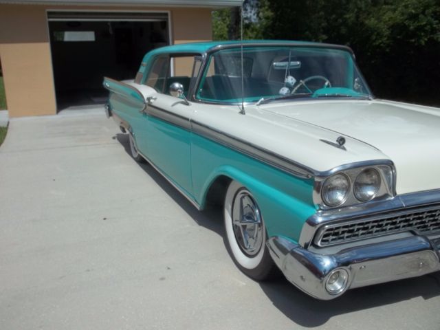 1959 ford fairlane 500 galaxie 2 door hardtop