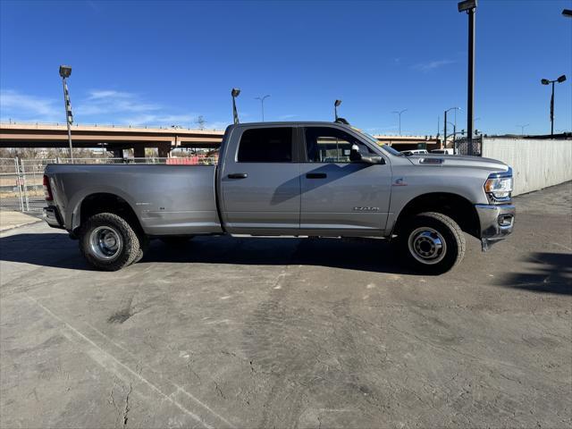 2022 ram 3500 big horn crew cab 4x4 8' box