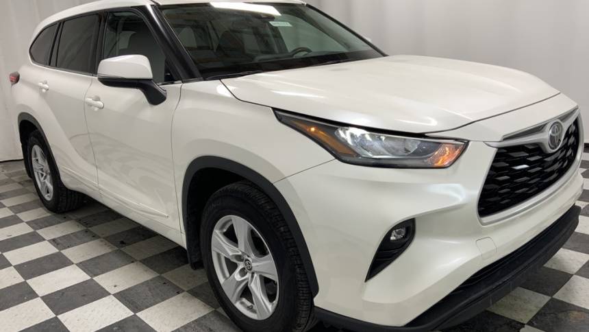 2020 toyota highlander le
