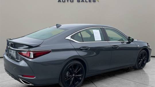 2022 Lexus ES