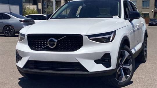2024 Volvo XC40