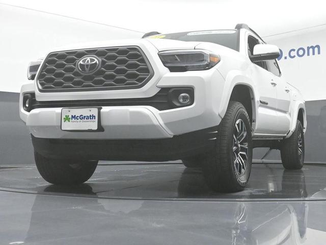 2023 toyota tacoma sr