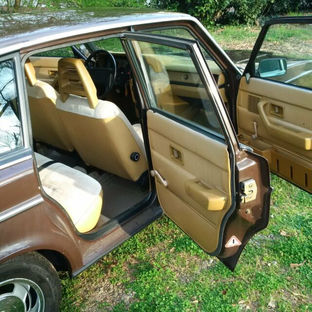 1984 volvo 240 dl