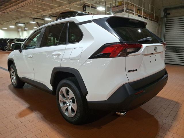 2020 toyota rav4 le