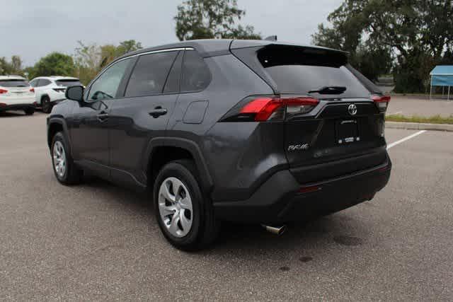 2022 toyota rav4 le
