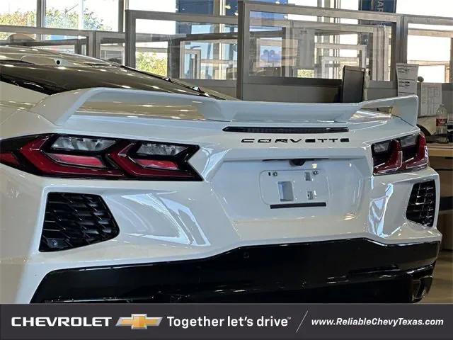 2022 chevrolet corvette stingray w/2lt