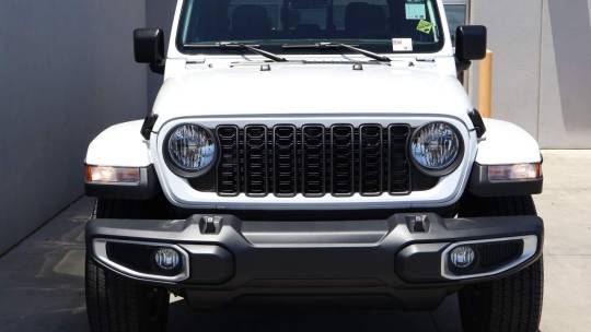 2024 Jeep Gladiator