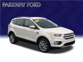 2018 Ford Escape titanium