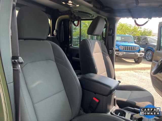 2023 jeep gladiator sport