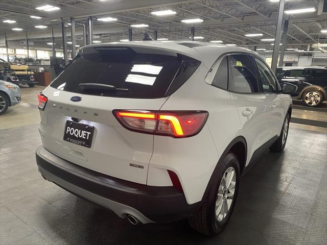 2021 ford escape se