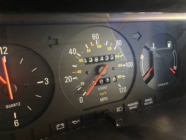 1986 volvo 240 dl automatic 4 door clean car low miles