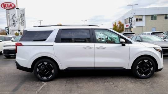 2025 Kia Carnival