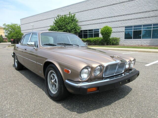 1985 jaguar xj6 vanden plas sedan only 37k miles 1 owner rare classic