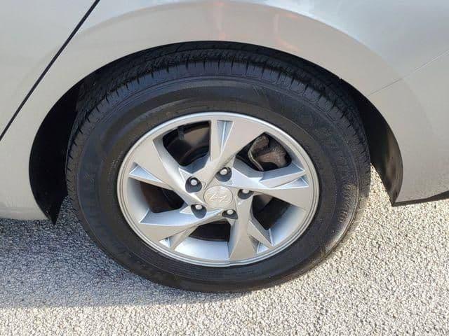 2021 hyundai elantra se in gifford, florida