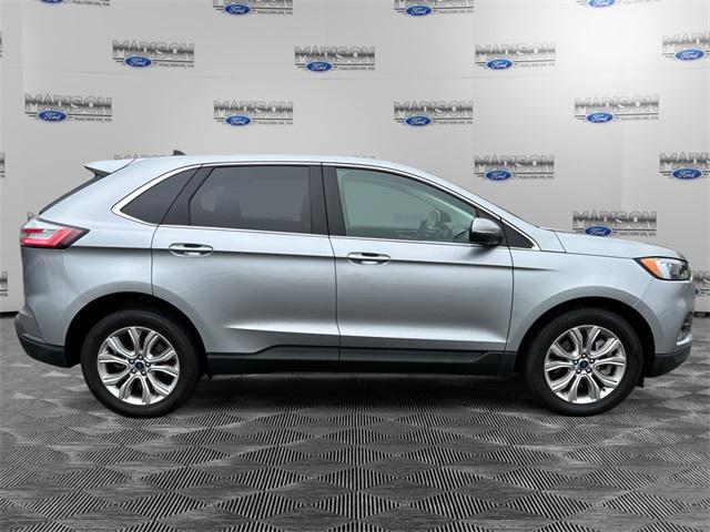 2022 ford edge titanium