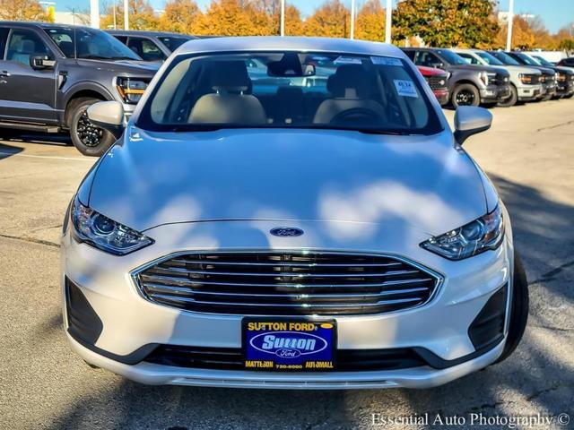 2019 ford fusion se