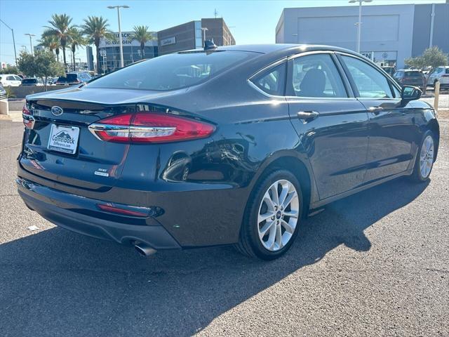 2020 ford fusion se