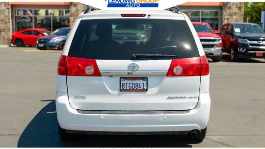 2008 Toyota Sienna