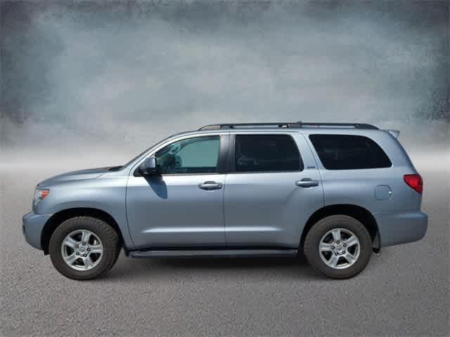 2016 toyota sequoia sr5
