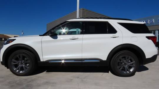 2025 Ford Explorer